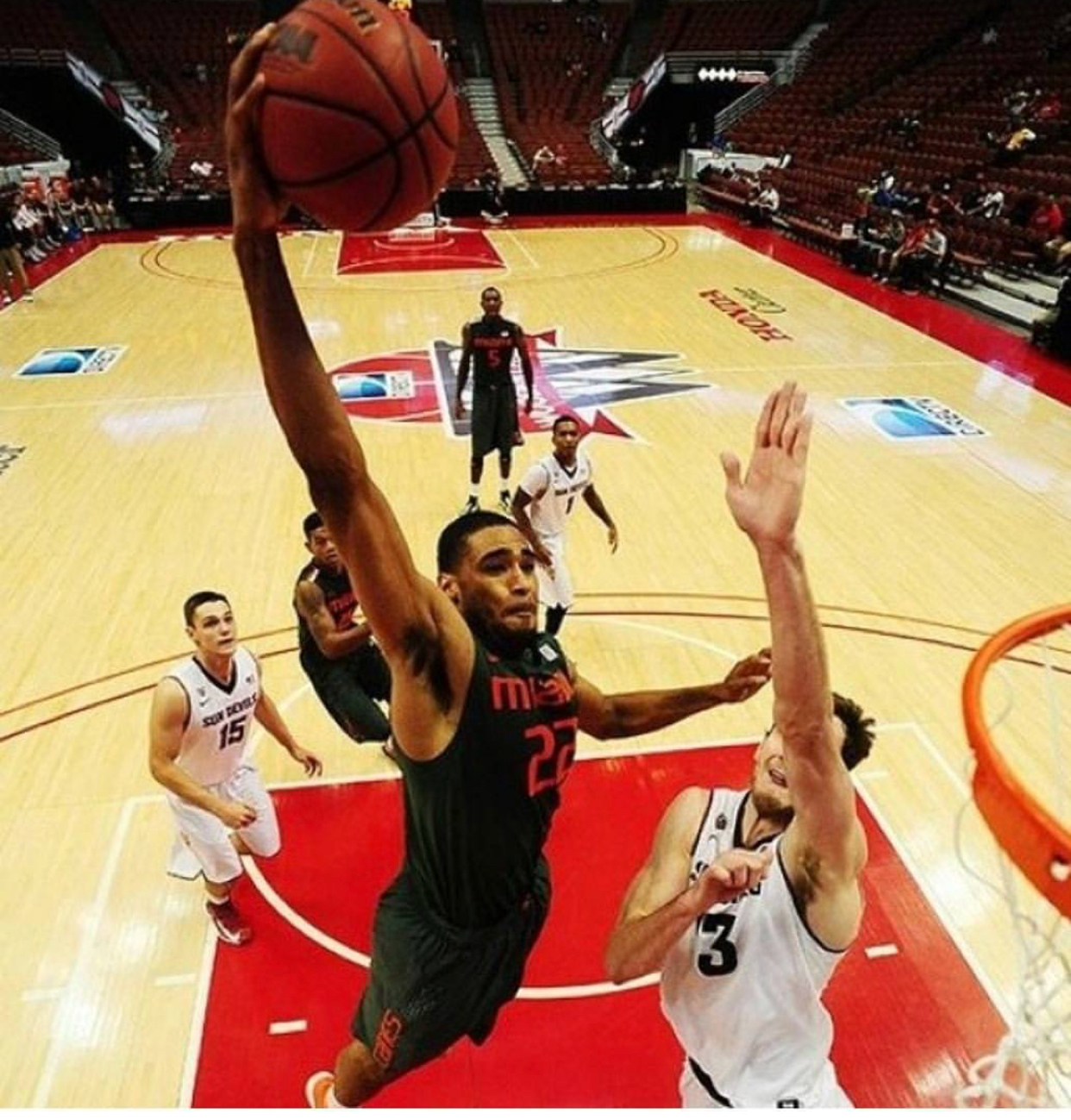 Donnavan Kirk dunking against top Shot Blocker in the country